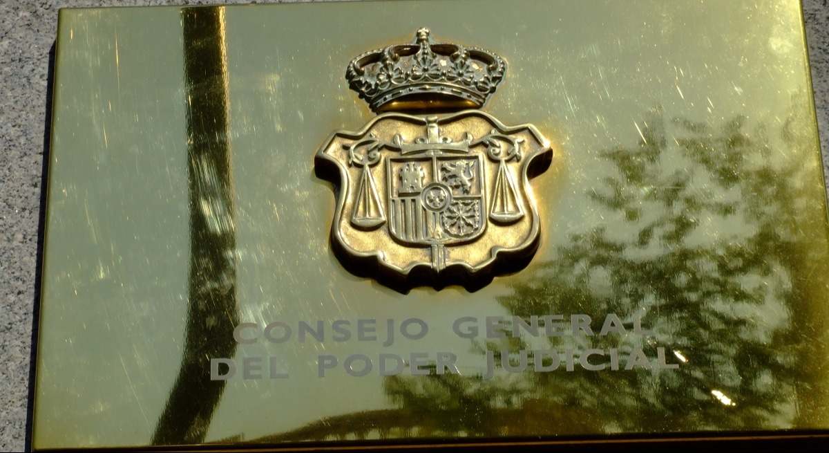 Placa del Consejo General del Poder Judicial