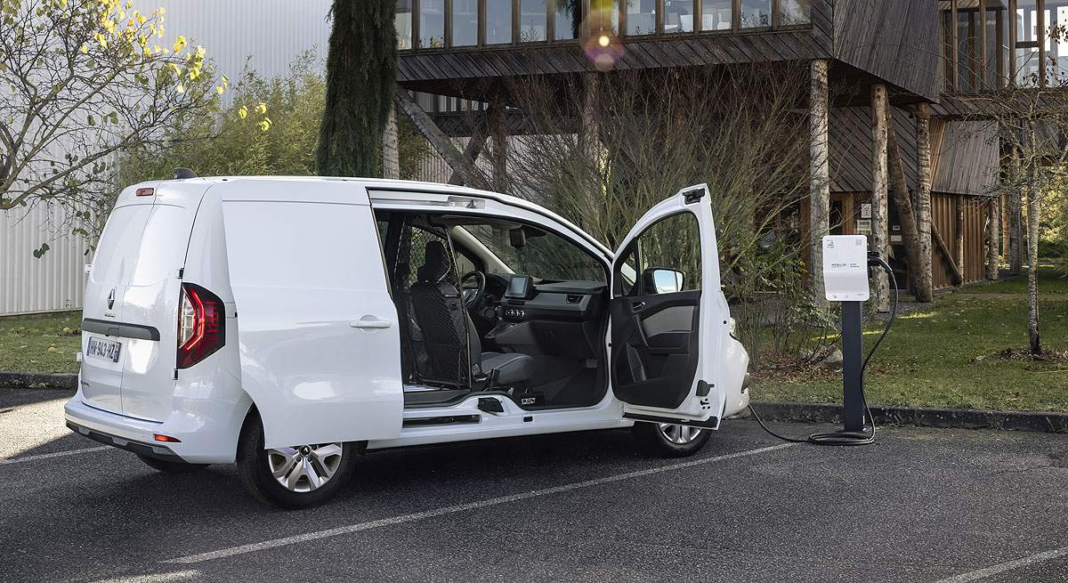 KANGOO-VAN_01.jpg