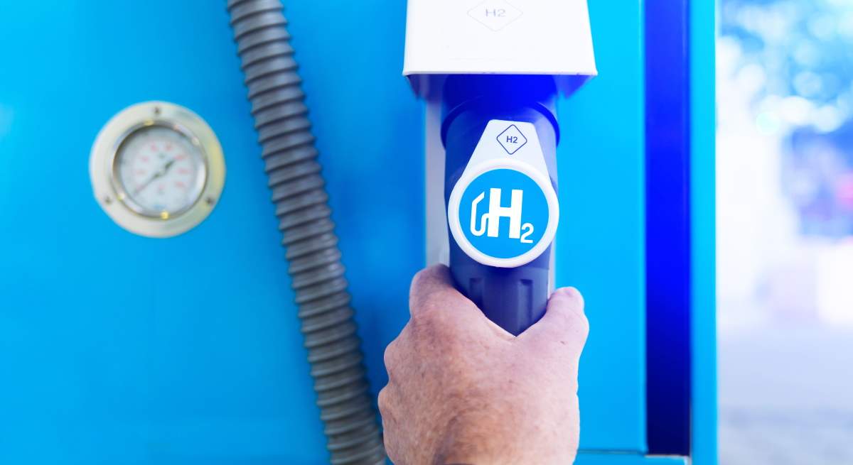 gasolinera-hidrogeno-dreamstime-1200x655.jpg