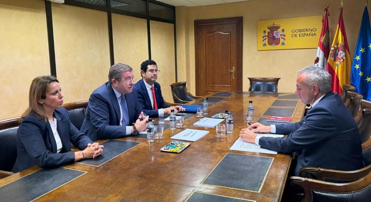 Reunión Empresa Familiar delegado del Gobierno en Castilla y León