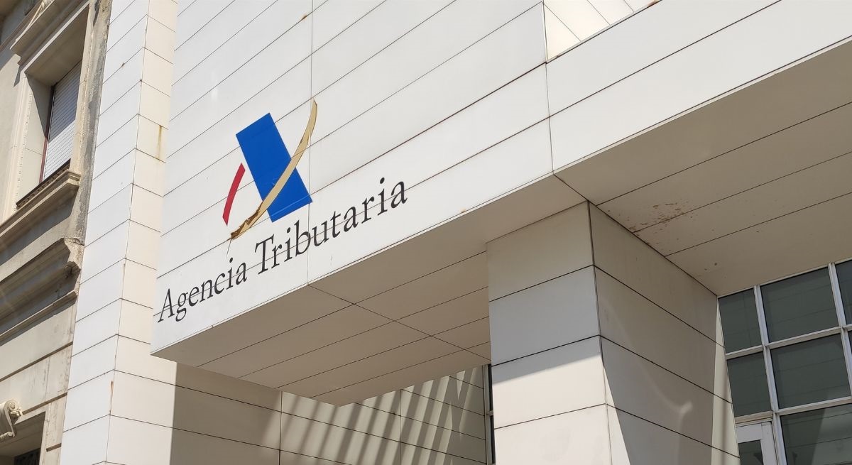 agencia-tributaria-fachada.jpg