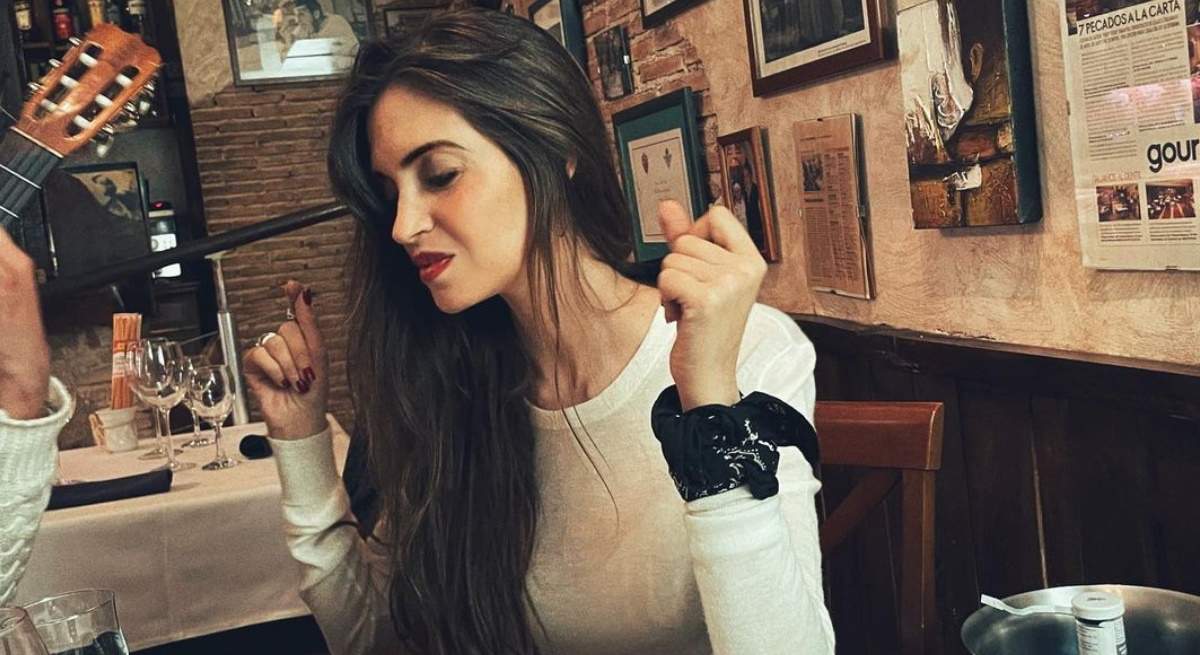 sara-1200.jpg