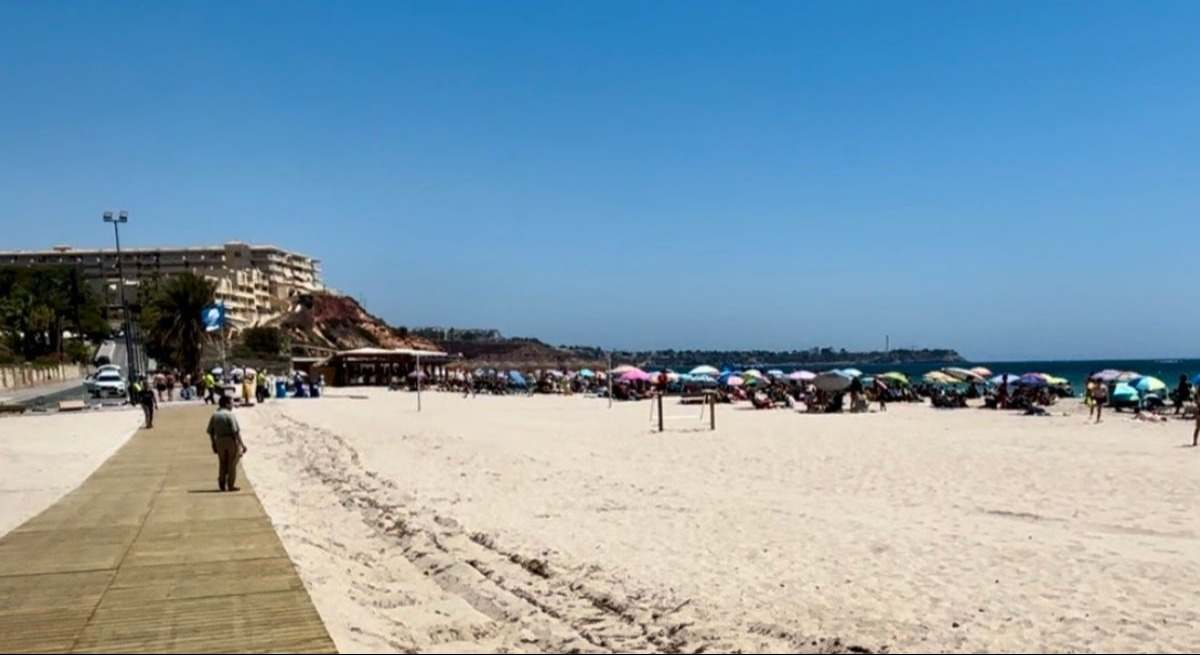 Playa de La Glea de Orihuela.