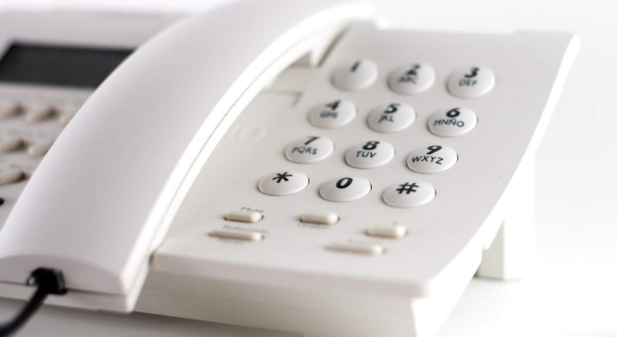 telefono-dreamstime-1200x655.jpg