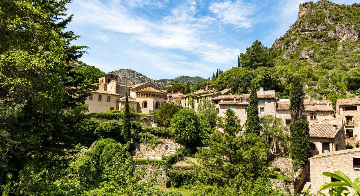 El pequeño pueblo francés de 250 vecinos que recibe 800.000 turistas al año: Vivimos a su ritmo