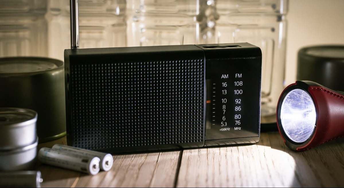 radio-linterna