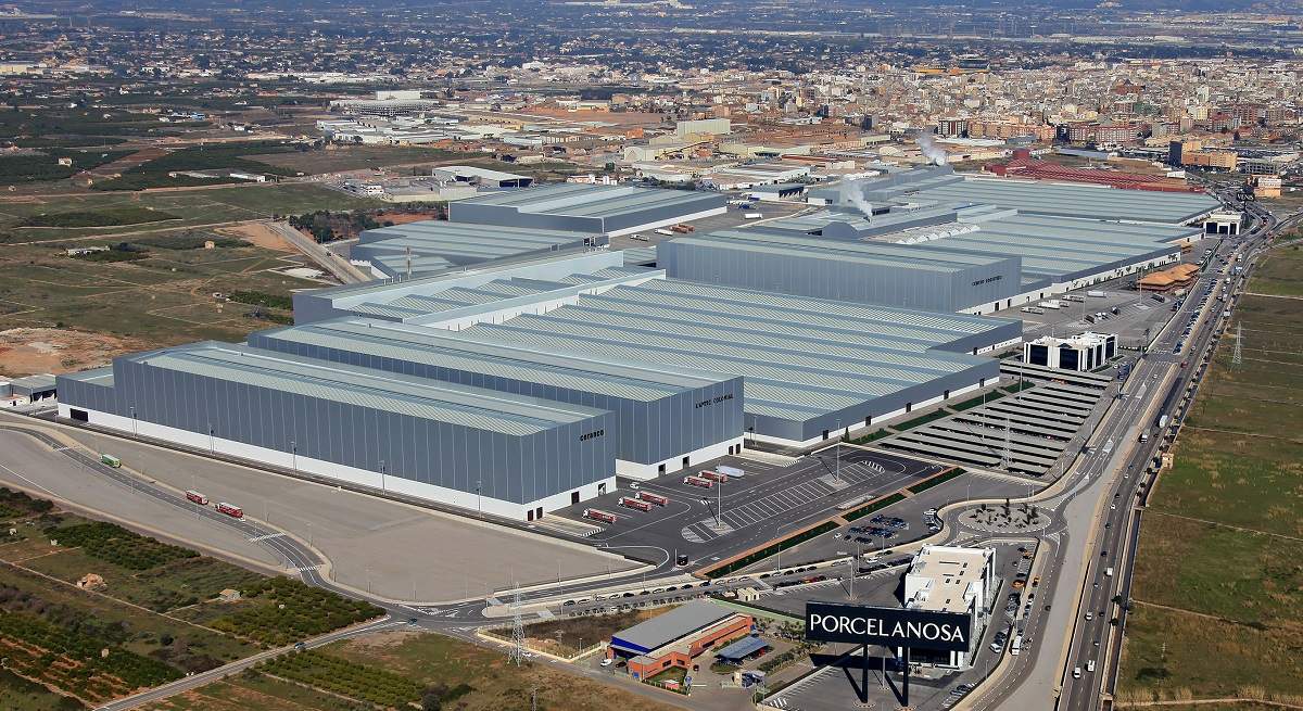 Porcelanosa-aerea.jpg