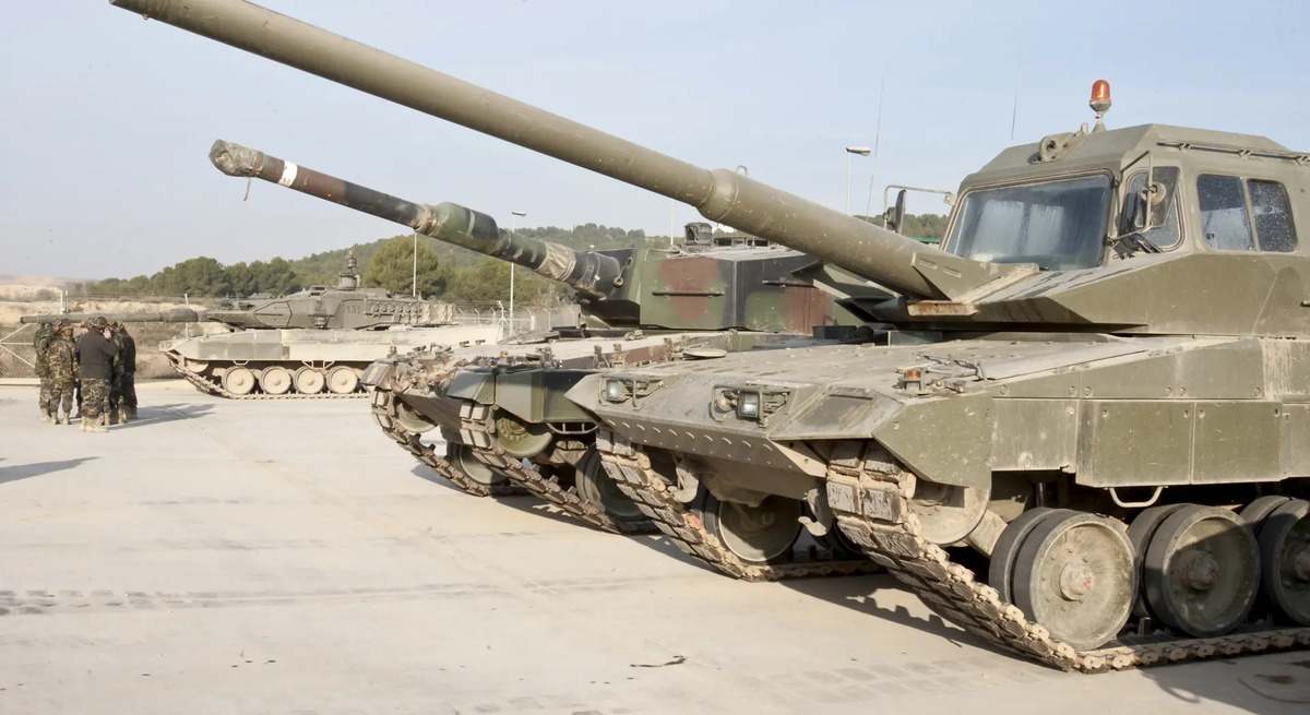 tanques-leopard1).jpg