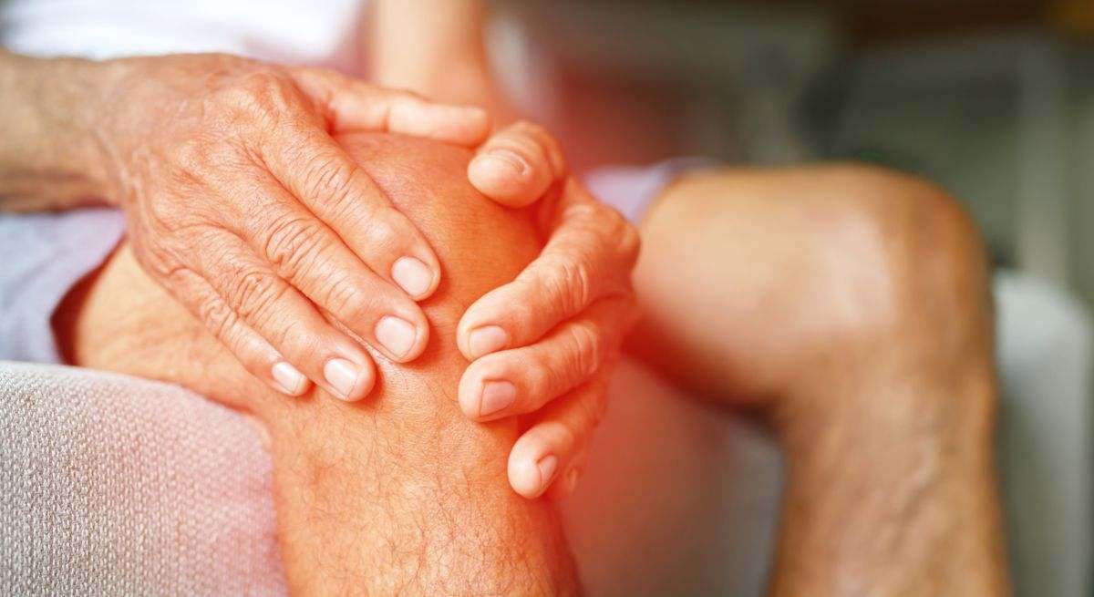 La artrosis de rodilla es un trastorno crónico, degenerativo y progresivo