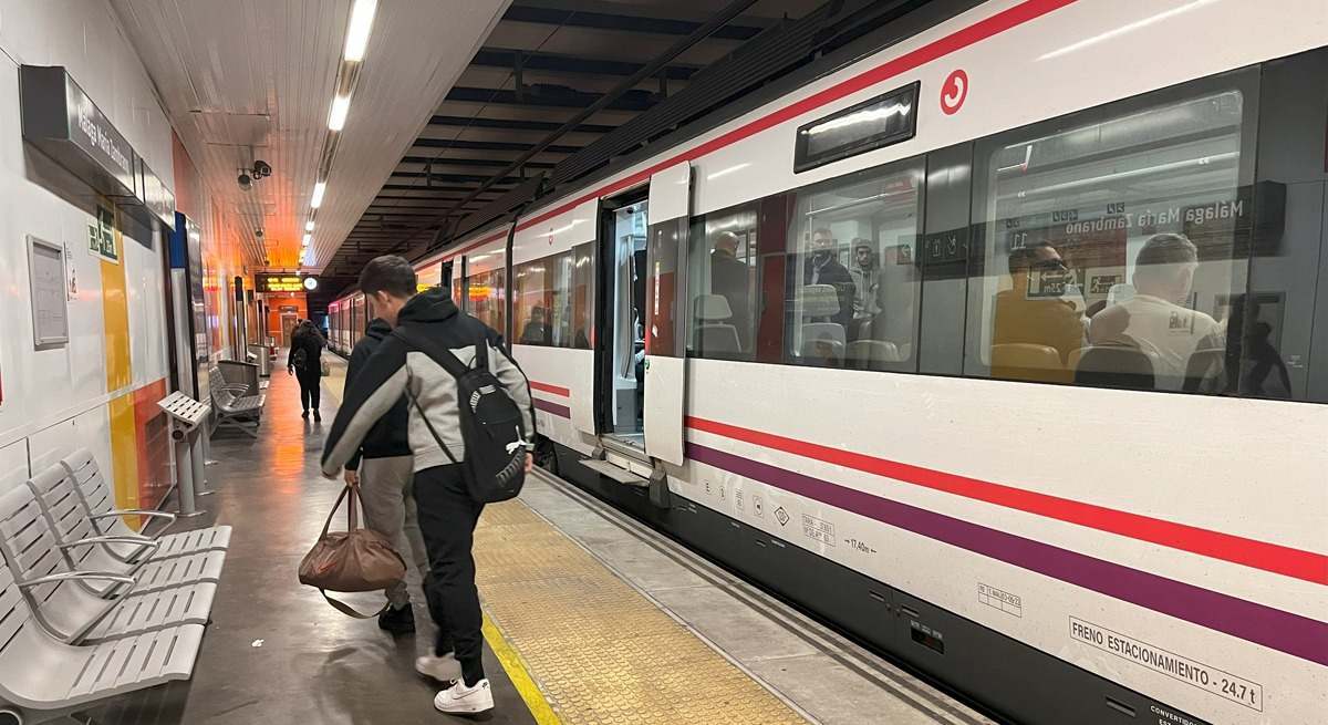 tren cercanias zaragoza huesca