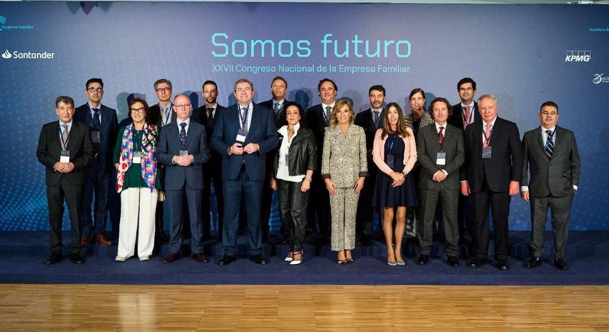 Delegación de EFCL, encabezada por su presidente, Isidoro Alanís, en el XXVII Congreso Nacional de la Empresa Familiar celebrado en Santander