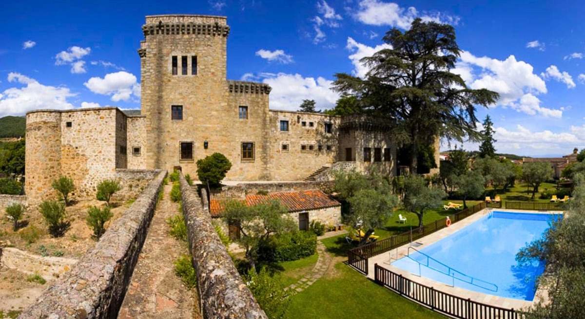 parador-turismo-caceres.jpg