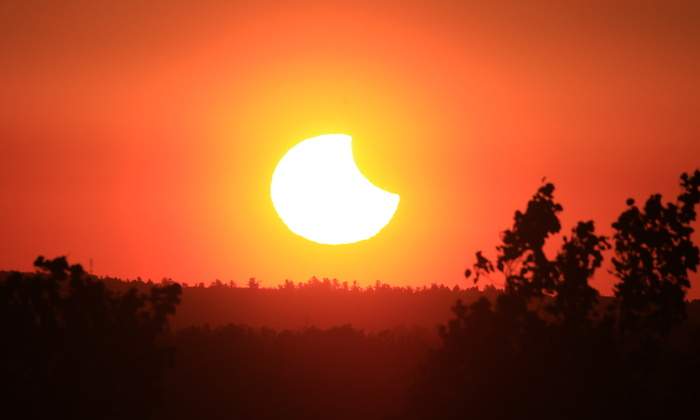 eclipse-solar.jpg