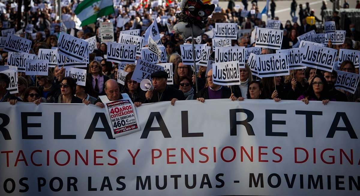 Protesta de abogados pidiendo pensiones dignas. 