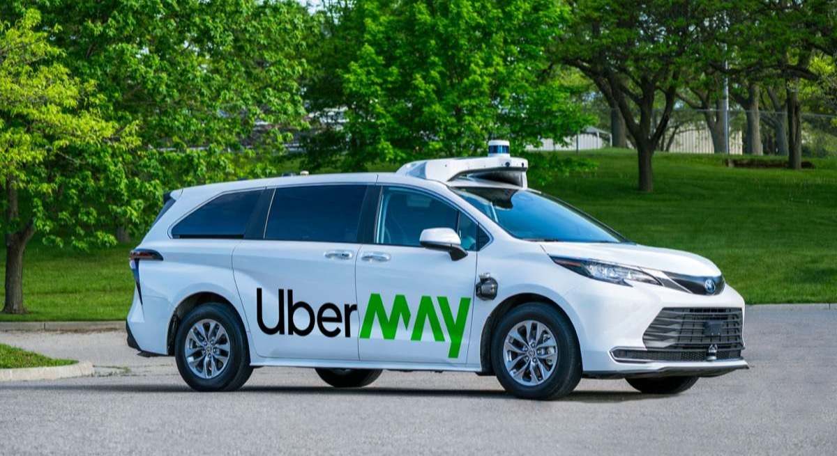 Uber y May con Toyota