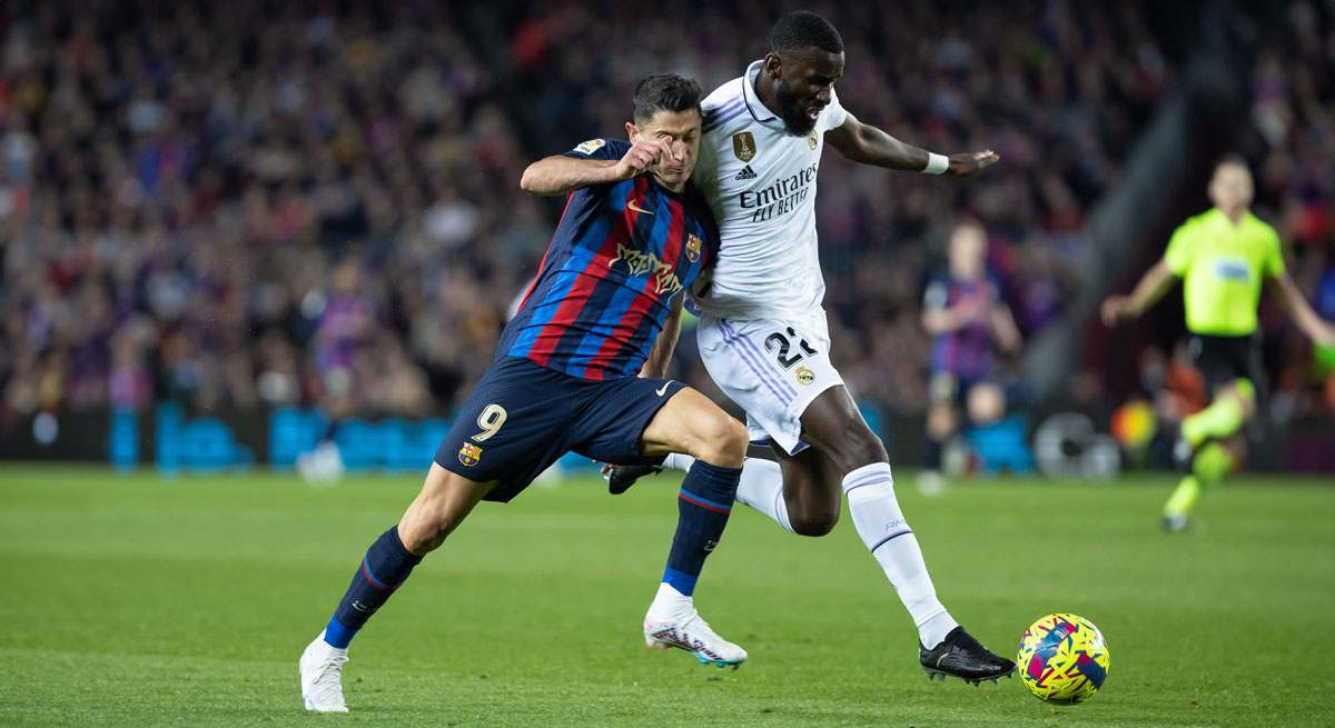 EuropaPress_5069396_19_march_2023_spain_barcelona_barcelonas_robert_lewandowski_and_real.jpg