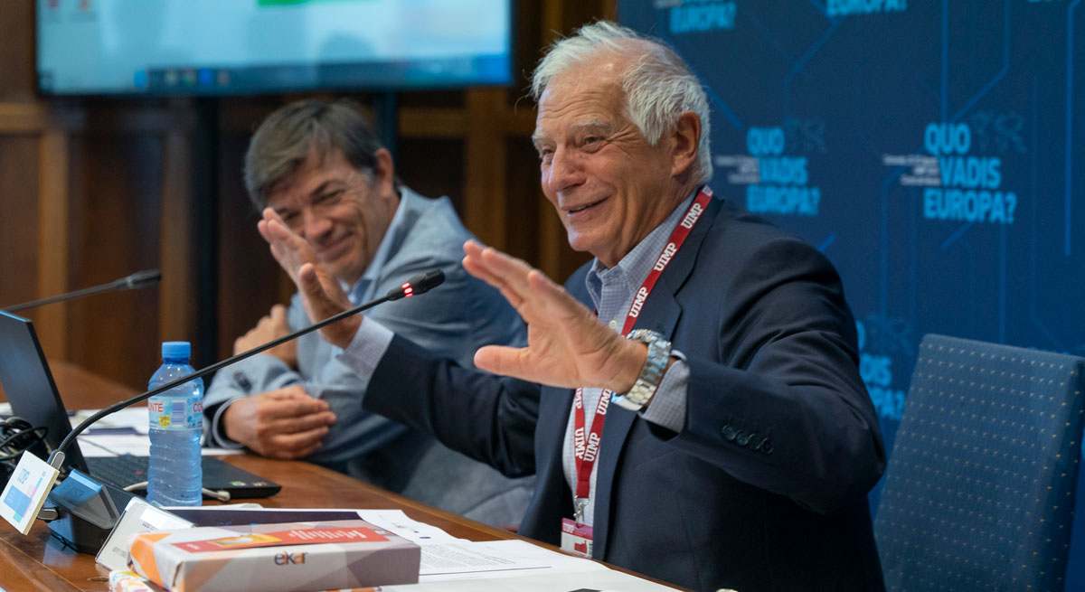 Borrell-inaugura-cur-117652419_web.jpg