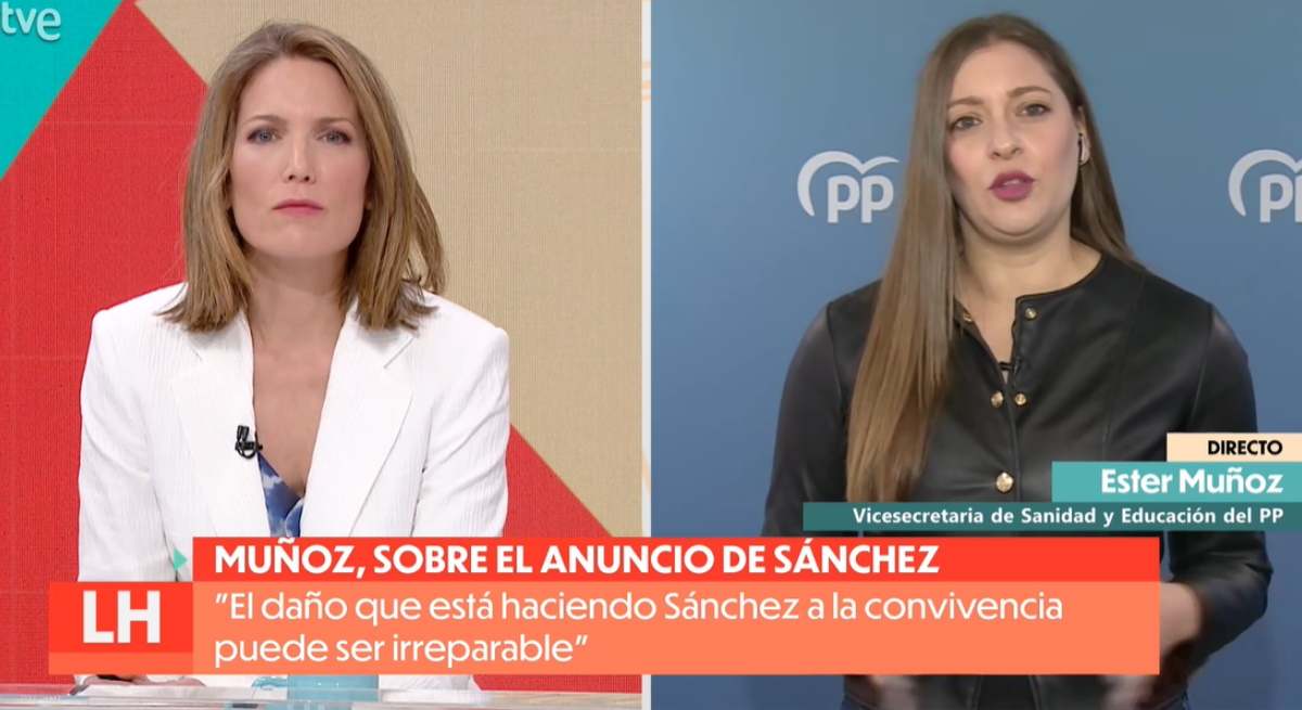Silvia Intxaurrondo y Esther Muñoz