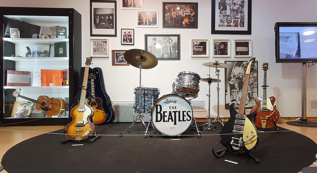 beatles-2.jpg
