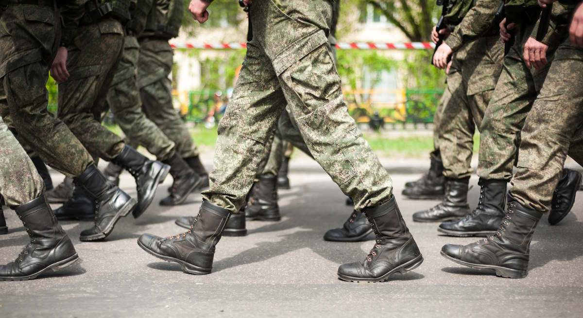 formacion-militar-istock.jpg