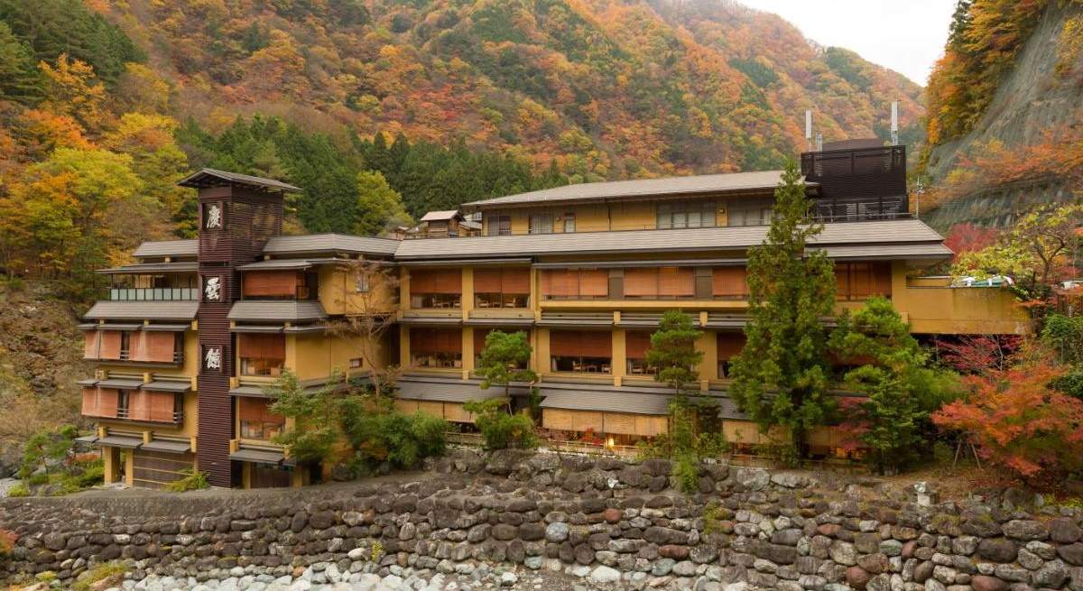 hotel-mas-antiguo-mundo.jpg