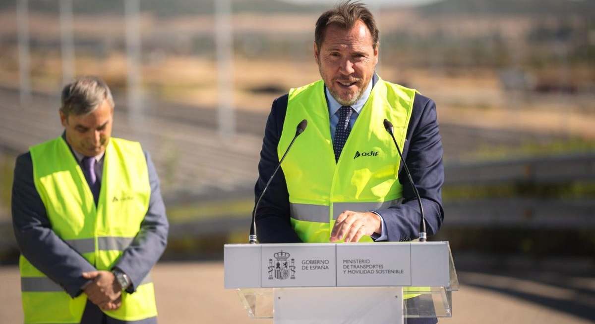 Óscar Puente, ministro de Transportes y Movilidad Sostenible, en Valladolid