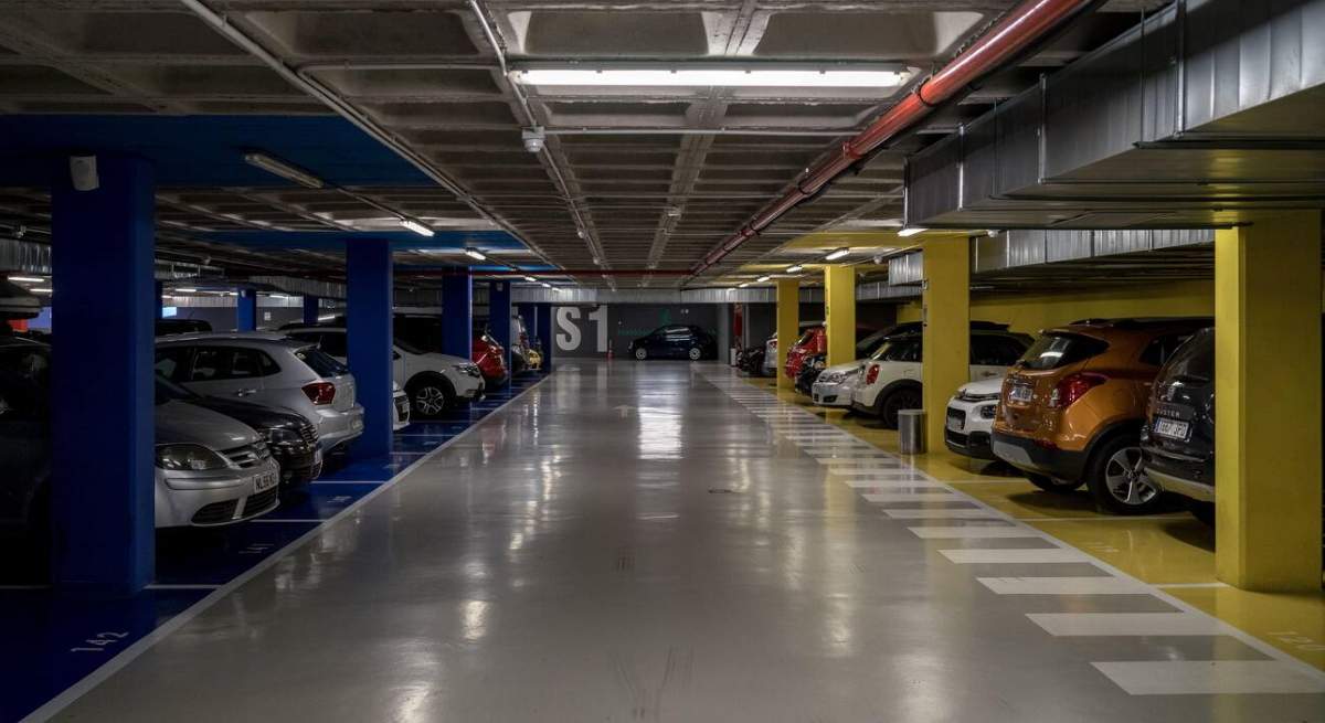 parking-alamy.jpg