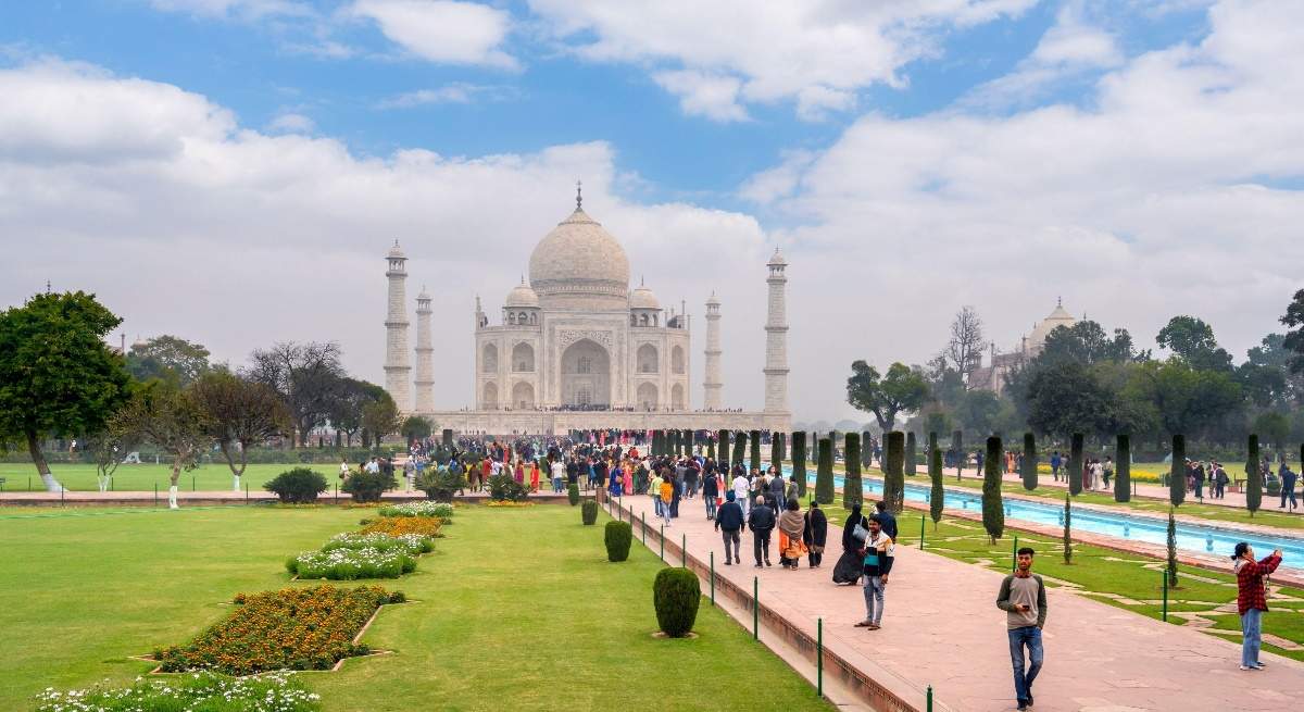 taj-mahal-india-alamy.jpg