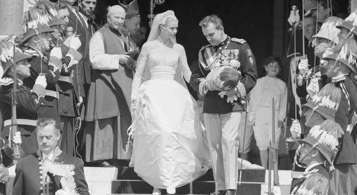 El vestido de novia de Grace Kelly tuvo una historia fascinante relacionada con su carrera en Hollywood