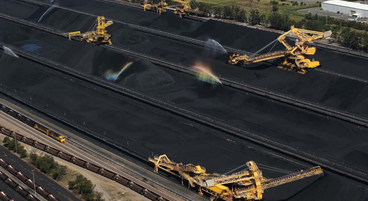 glencore-carbon-bloomberg.jpg