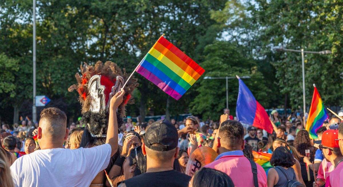 manifestacion-orgullo-istock.jpg