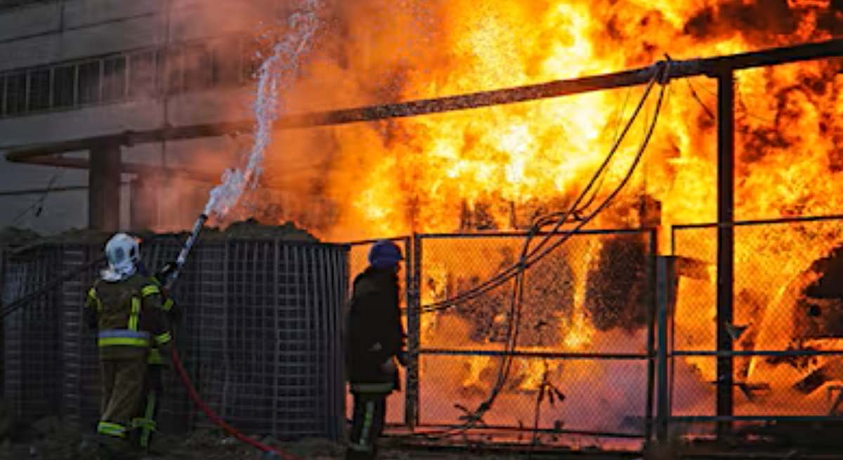 Consecuencias de un ataque ruso a una instalación eléctrica de Ucrania