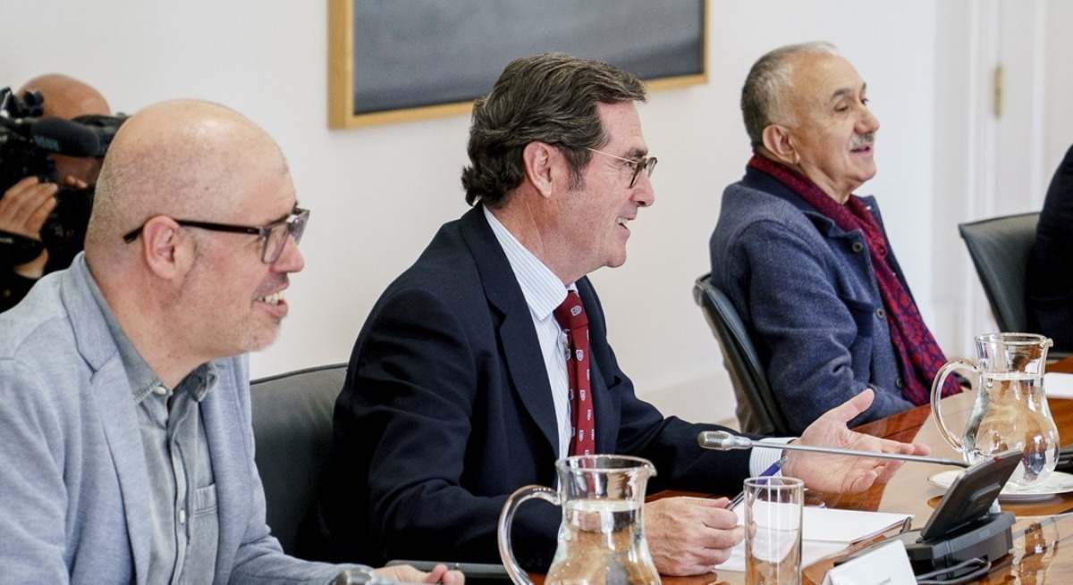 El secretario general de CCOO, el presidente de CEOE y el secretario de UGT.