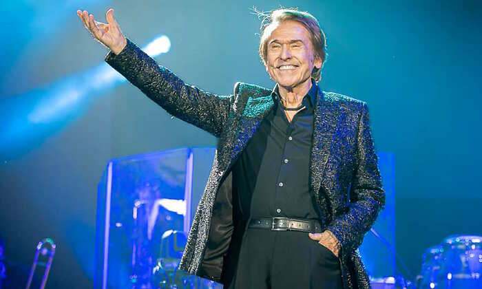 Exclusiva: Raphael "podría volver a los escenarios este año": su familia  nos cuenta cómo está y cuáles son sus planes