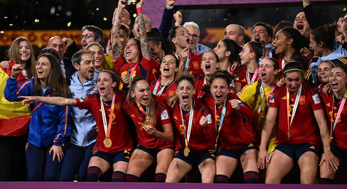 seleccion-espanola-celebra-mundial-ep.jpg