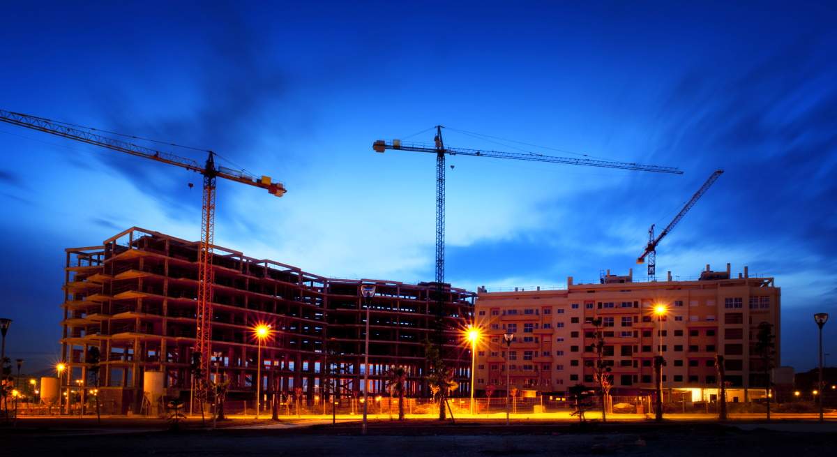 contruccion-gruas-fmi.jpg