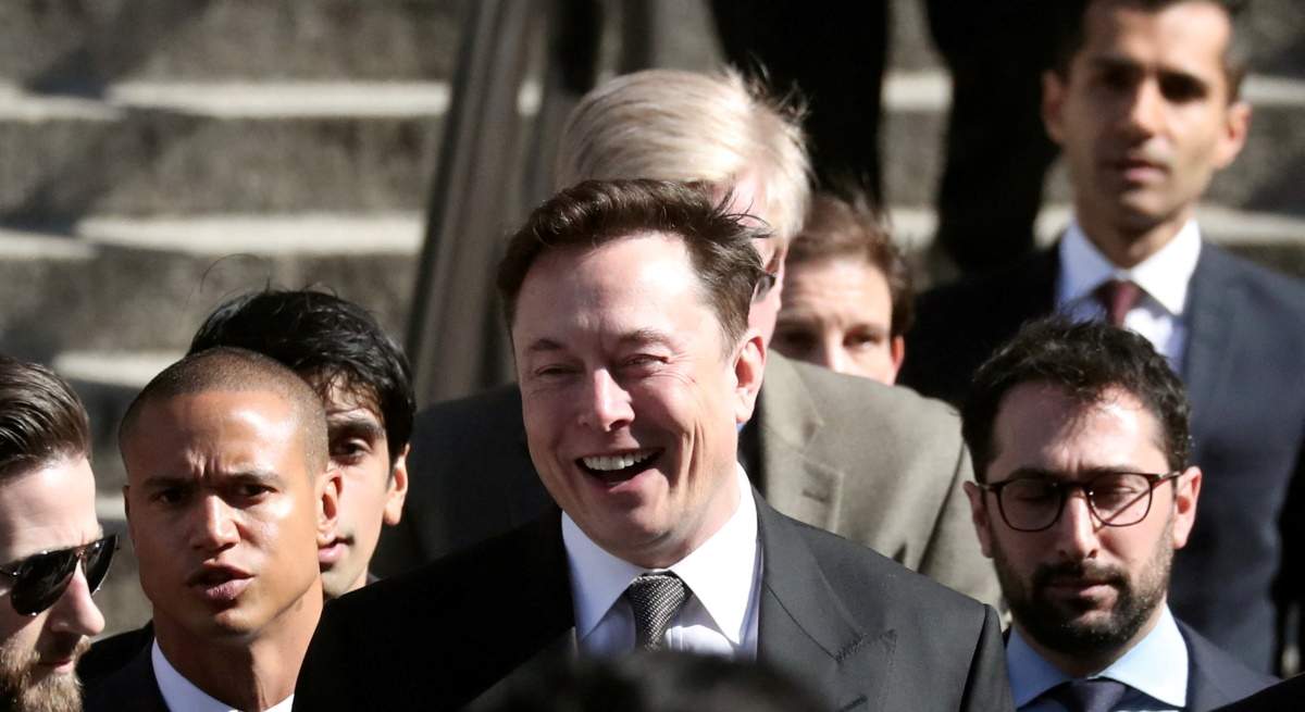 elon-musk-saliendo-juicio-Reuters.jpg