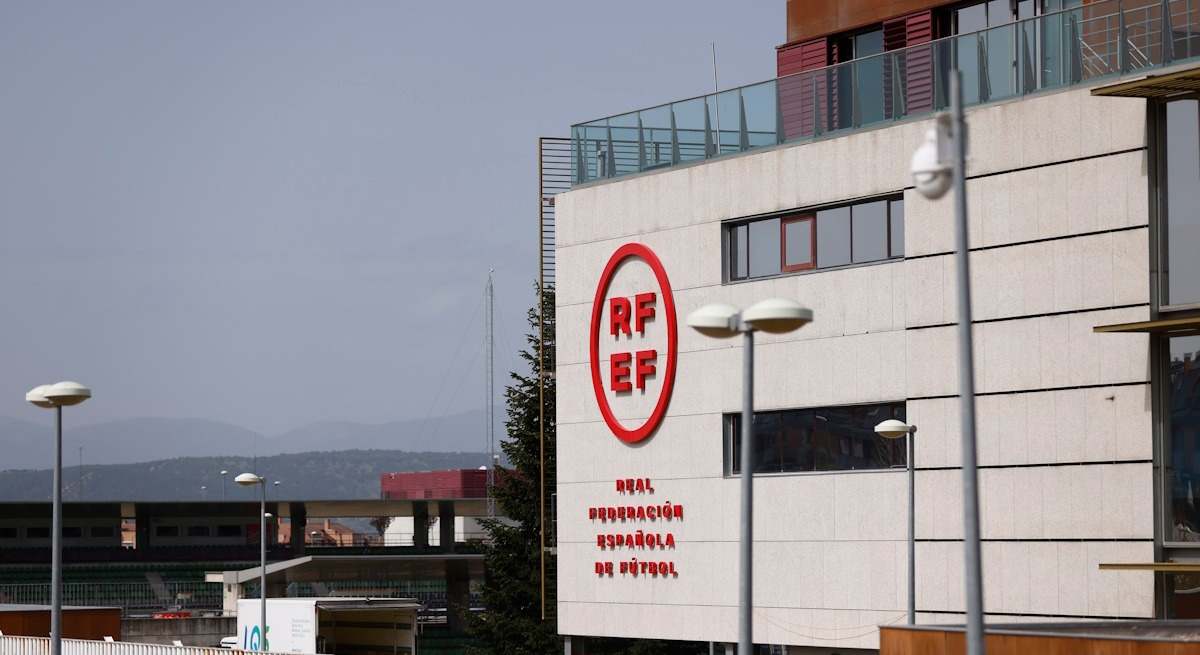 Fachada de la Real Federación Española de Fútbol (RFEF).