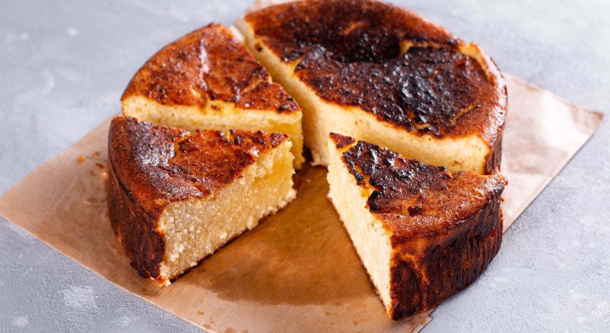 La tarta de queso más fácil de la historia se prepara en 5 minutos y con microondas: lleva leche condensada y queda super cremosa