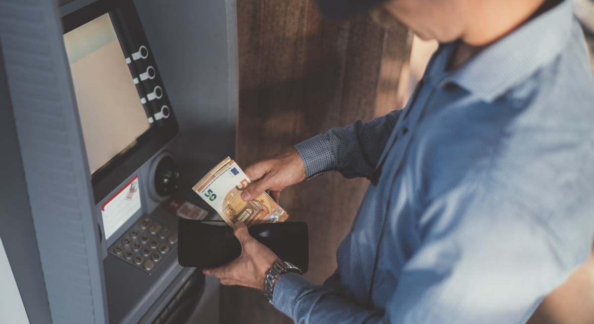 cajero-dinero-istock.jpg