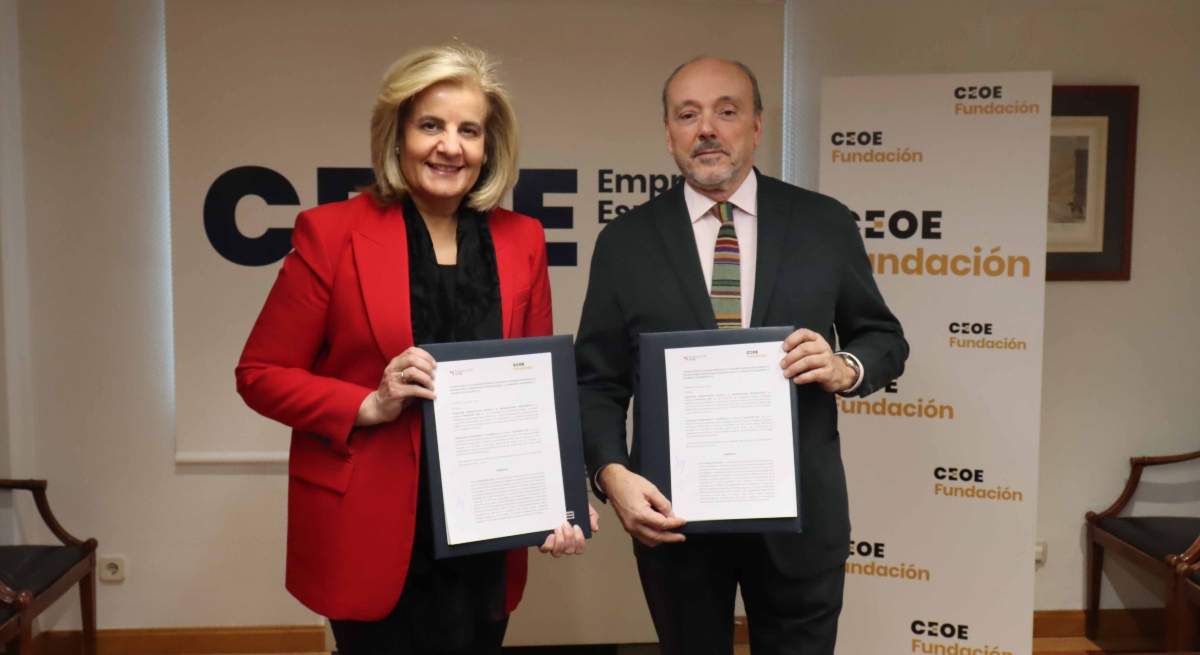 Presidenta-de-la-Fundacion-CEOE-Fatima-Banez-y-Javier-Monzon-presidente-del-Comite-Ejecutivo-de-la-Fundacion-CYD-1.jpg
