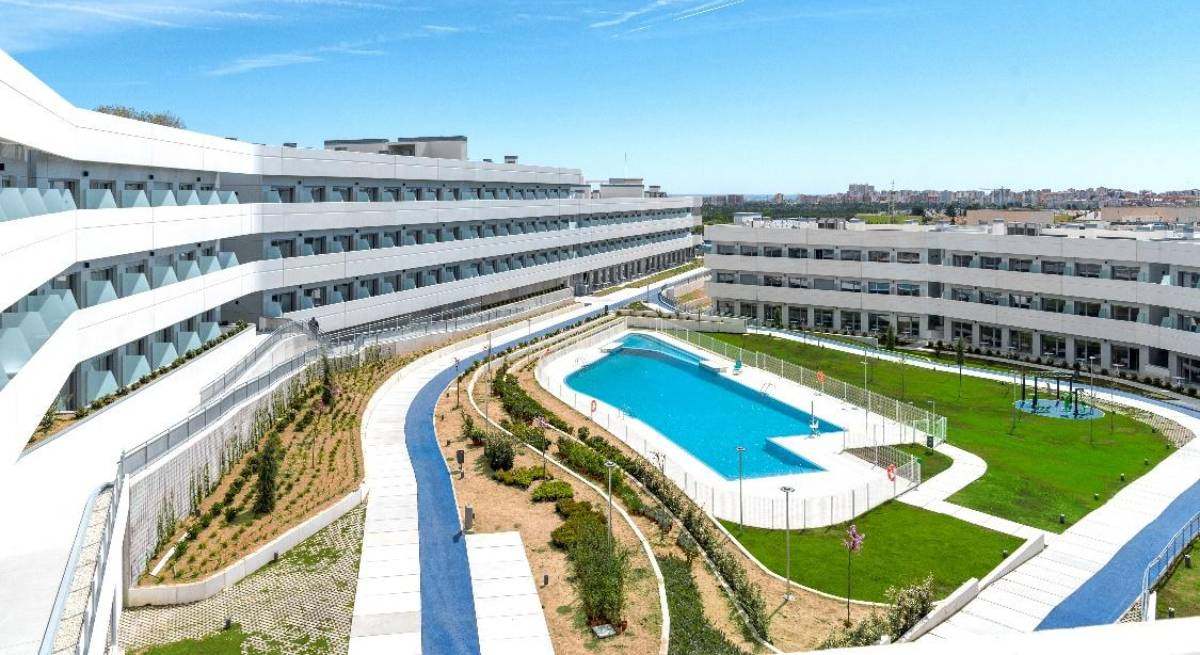 piscina-residencia-estudiantes.jpg