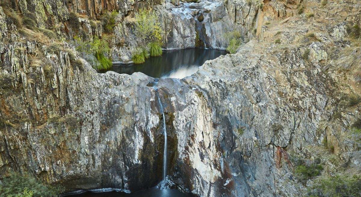 Una ruta impresionante por Guadalajara: cascadas que parecen sacadas de otro mundo