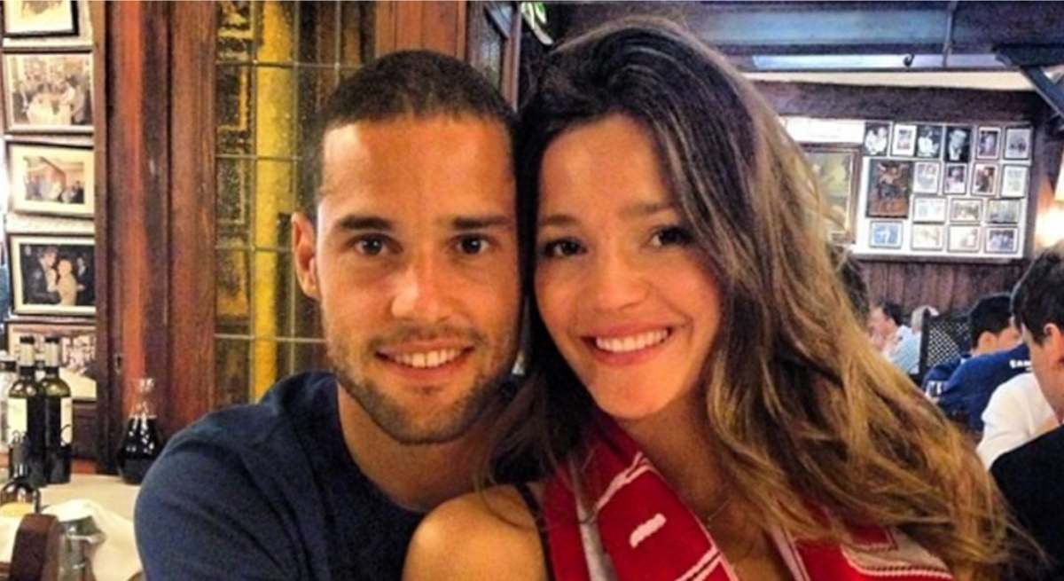 Así es Malena Costa, la mujer de Mario Suárez, uno de los comentaristas de la Eurocopa en TVE