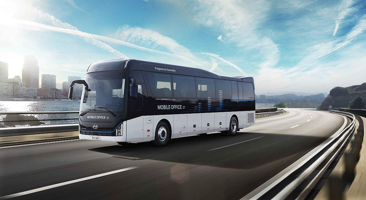 hyundai-universe-mobile-office--launching-04.jpg