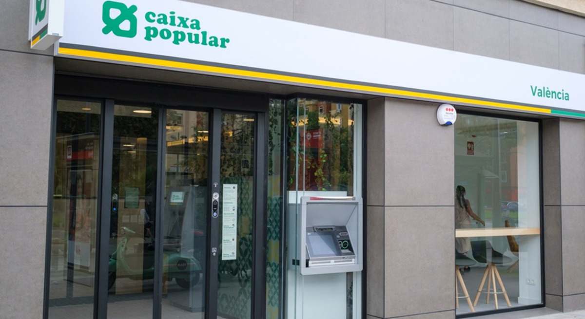Una sucursal de Caixa Popular en Valencia.