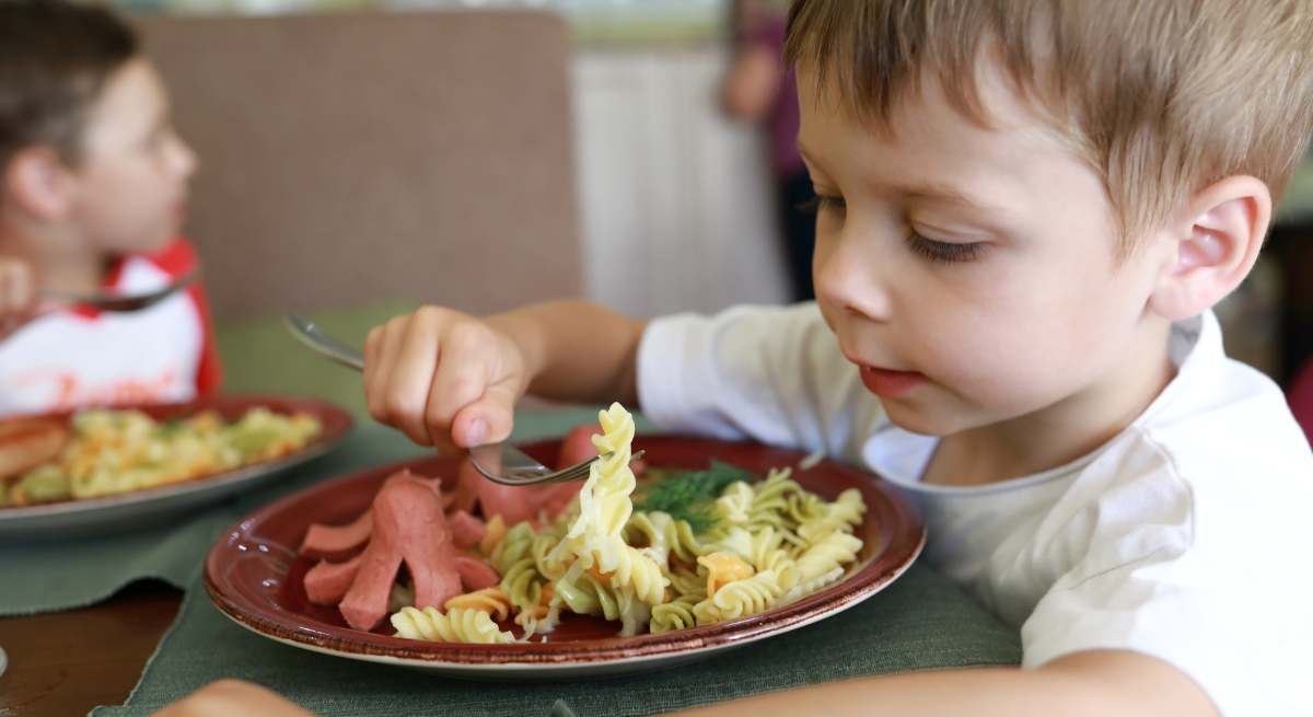 El número de niños sin acceso a carne o pescado se ha disparado.