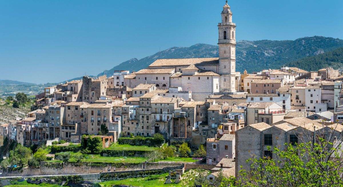 El precioso pueblo de la Comunidad Valenciana que esconde un laberinto árabe subterráneo: un legado histórico