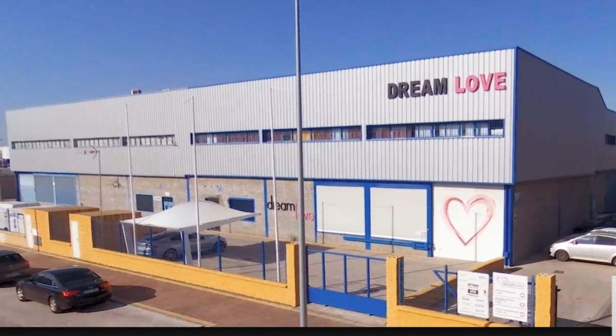 dreamlove.jpg