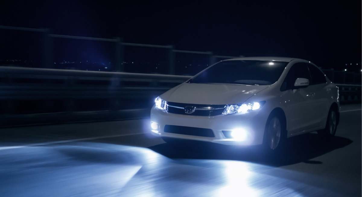 coche-luces